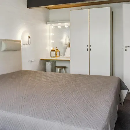 شقة 2 Bedroom Awesome In Vaeggerlose